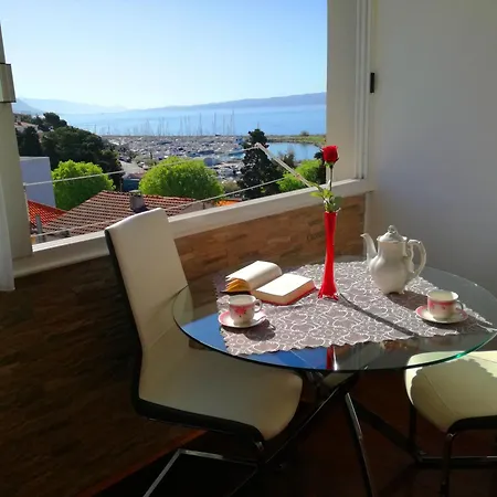 With Parking Space - 2196 Apartman