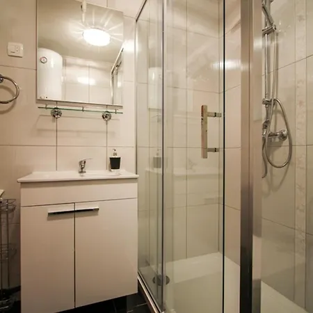 Apartman With Parking Space - 2196